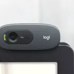 LOGITECH C270 – 720P HD WEBCAM WITH NOISE-REDUCING MIC